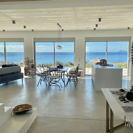 Komos Beach Estate 칼라마키 외부 사진